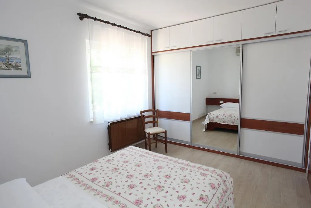 Cres Sucic Apartments Croatia